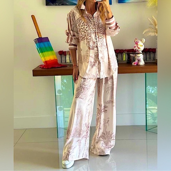 ONE BLUE SET LEFT! Animal Print Shirt and Pants Italian Set - Picture 8 of 11